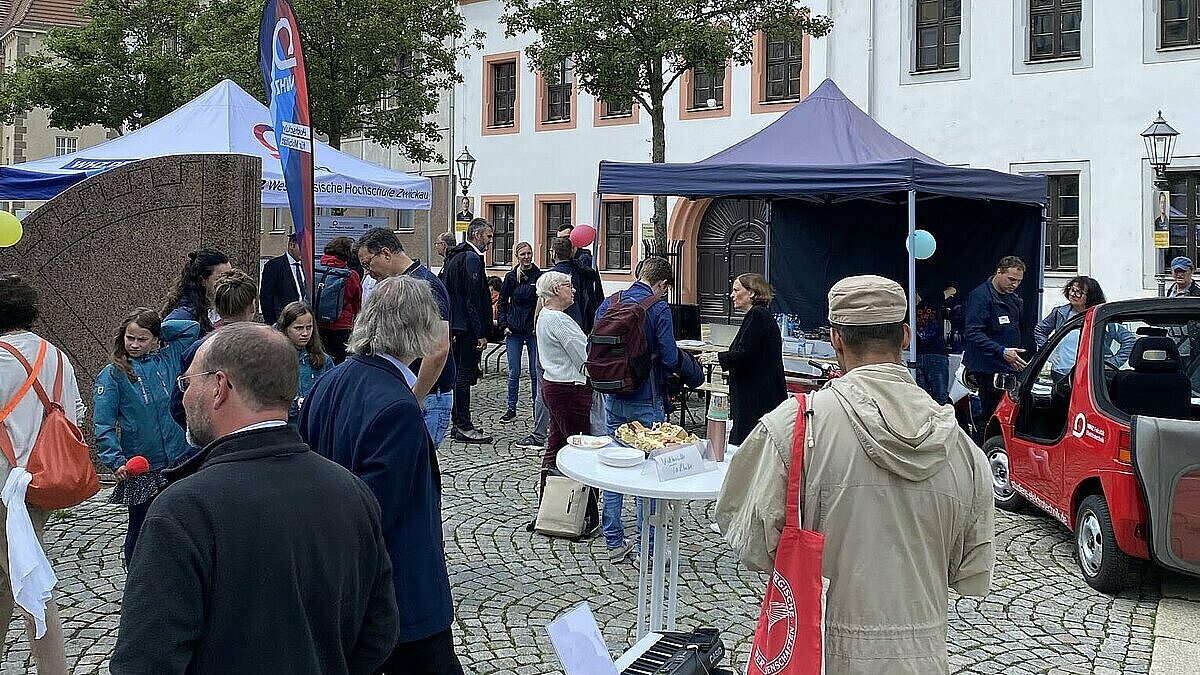 „Wissenschaft und Ich?!" auf dem Kornmarkt in Zwickau