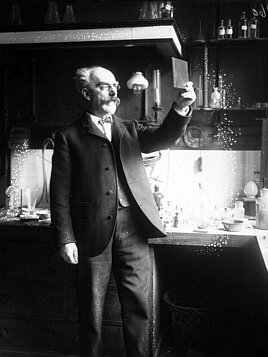 Gabriel Lippmann
