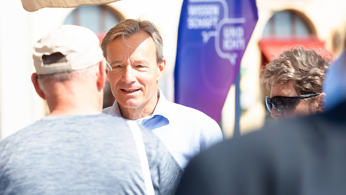 „Wissenschaft und Ich?!" auf dem Neustädtischen Markt in Brandenburg an der Havel