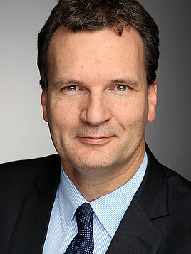 Dirk Uwe Sauer